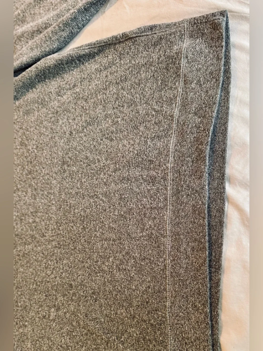 BANANA REPUBLIC Marled Charcoal Grey Crewneck Sweatshirt Sweater Elbow Patches
